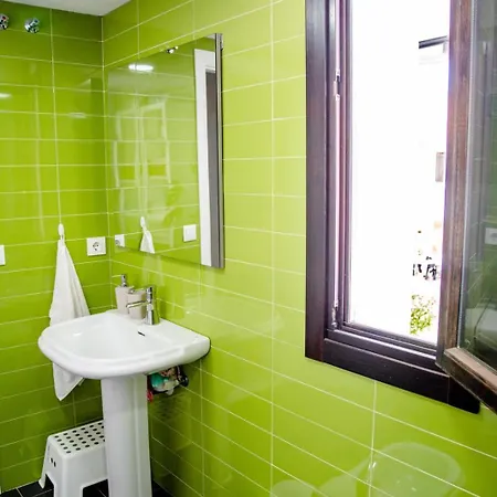 Patios De San Lorenzo Con Parking