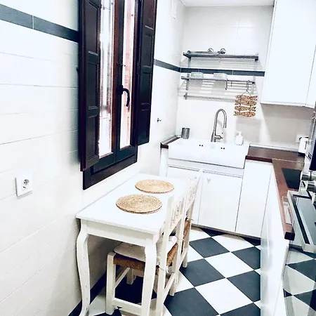 Patios De San Lorenzo Con Parking Cordoba