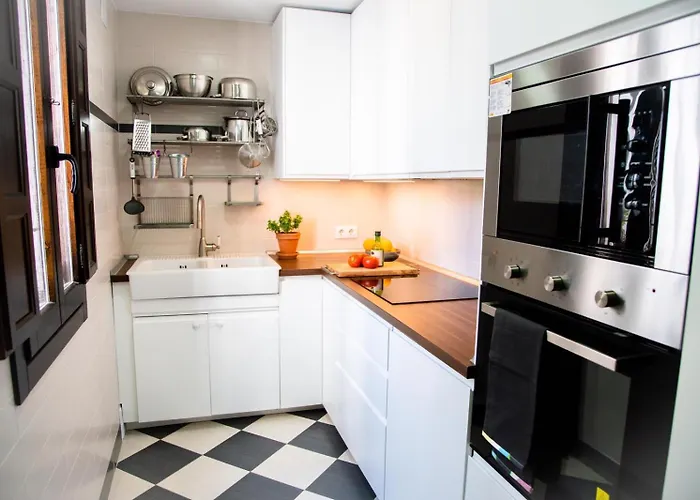 Patios De San Lorenzo Con Parking Кордова