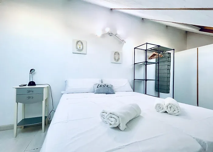 Patios De San Lorenzo Con Parking