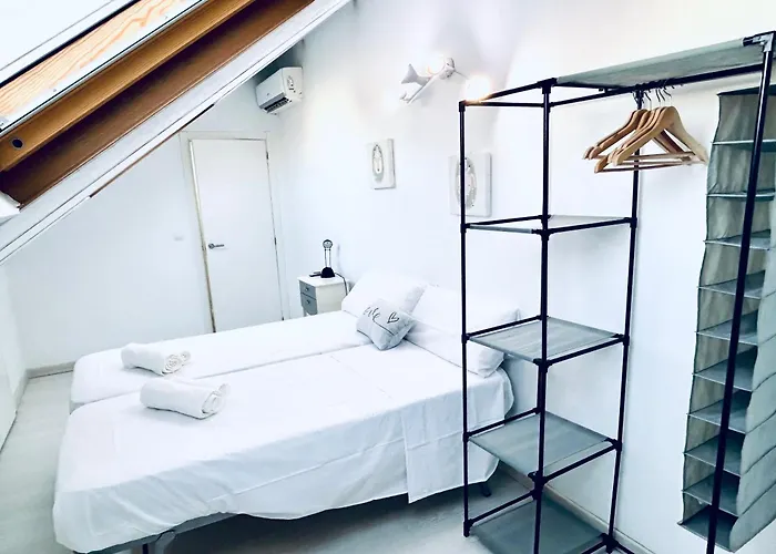 Patios De San Lorenzo Con Parking Будинок відпочинку *