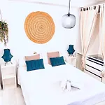 Patios De San Lorenzo Con Parking コルドバ