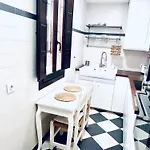 Patios De San Lorenzo Con Parking コルドバ